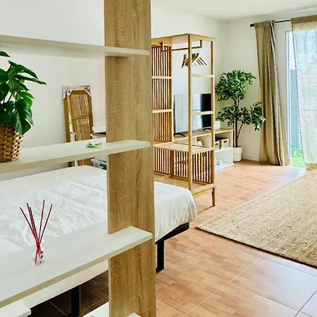 Live Oasis Apartment *